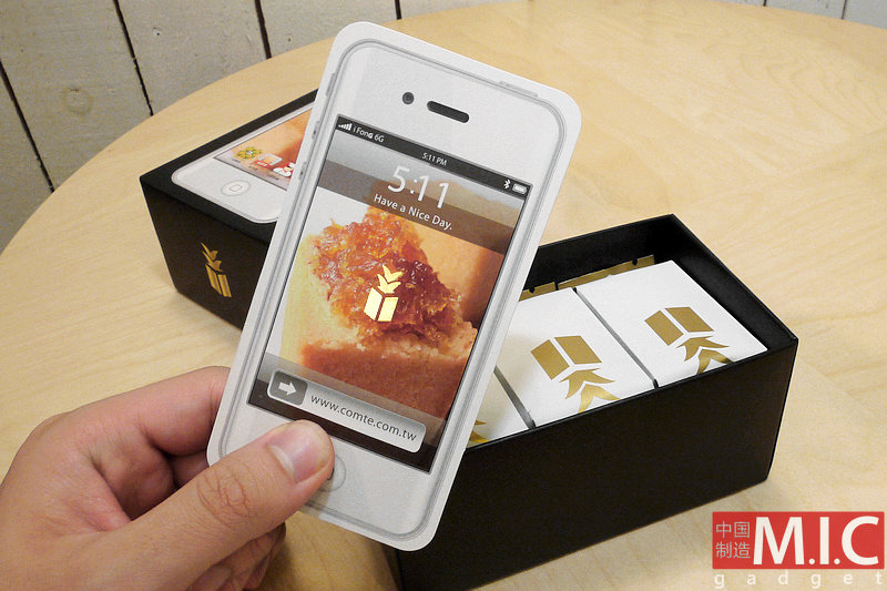 Illustration for article titled Unboxing and Eating Taiwan's Most Delicious iPhone Snack